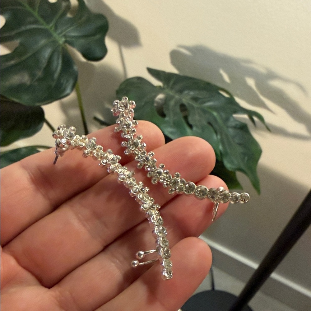 Floral themed‎ accessories for weddings Silver tone wedding ear cuff set